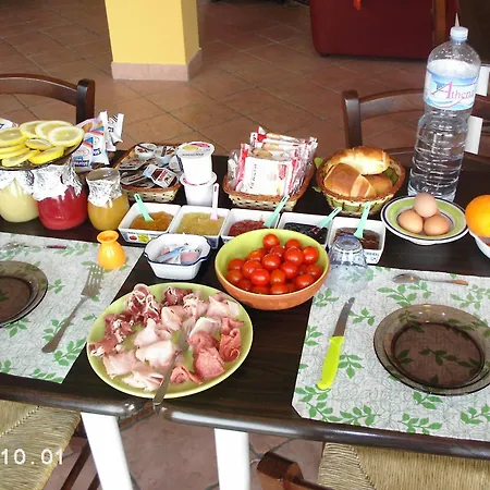Bed & Breakfast La Porta Dell'etna 3*