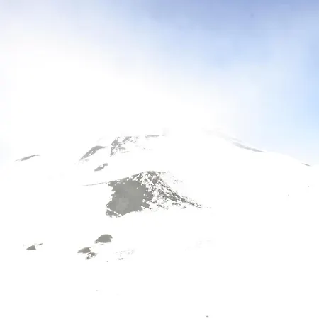 La Porta Dell'etna -